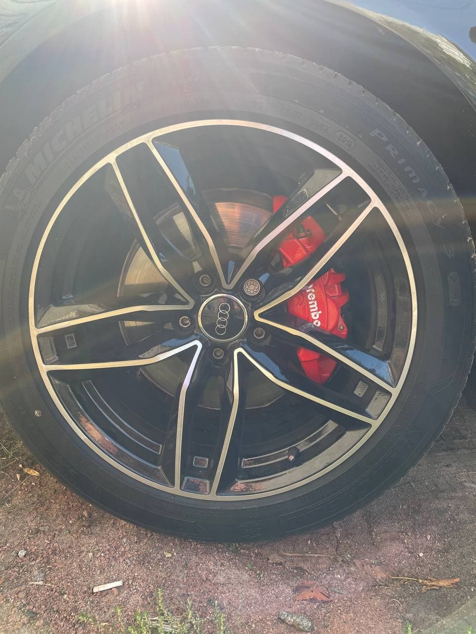 Передні супорти Brembo від Audi Q5 80A 3