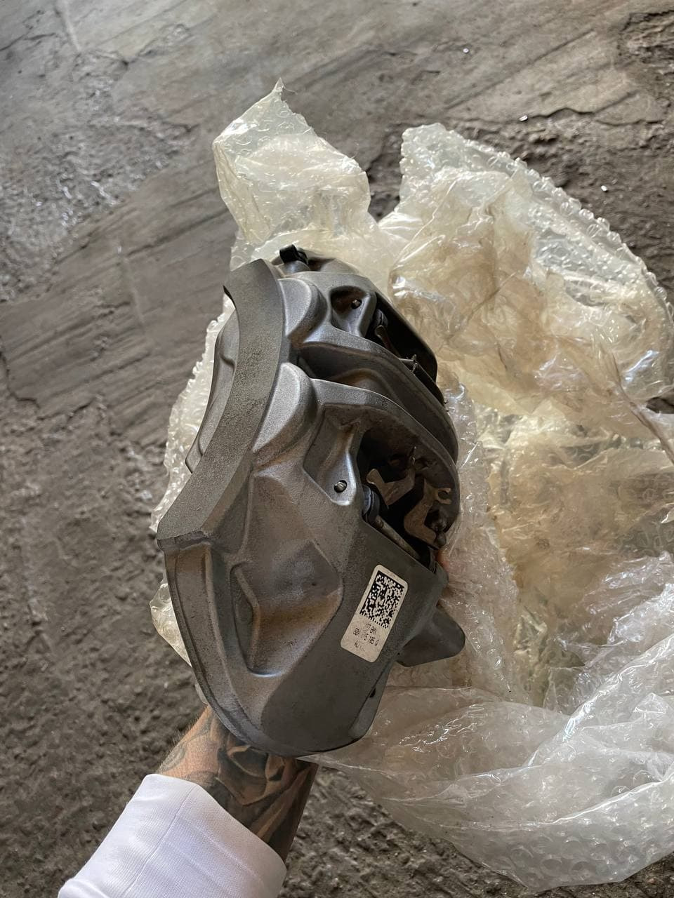 Передні супорти Brembo від Audi Q5 80A 5