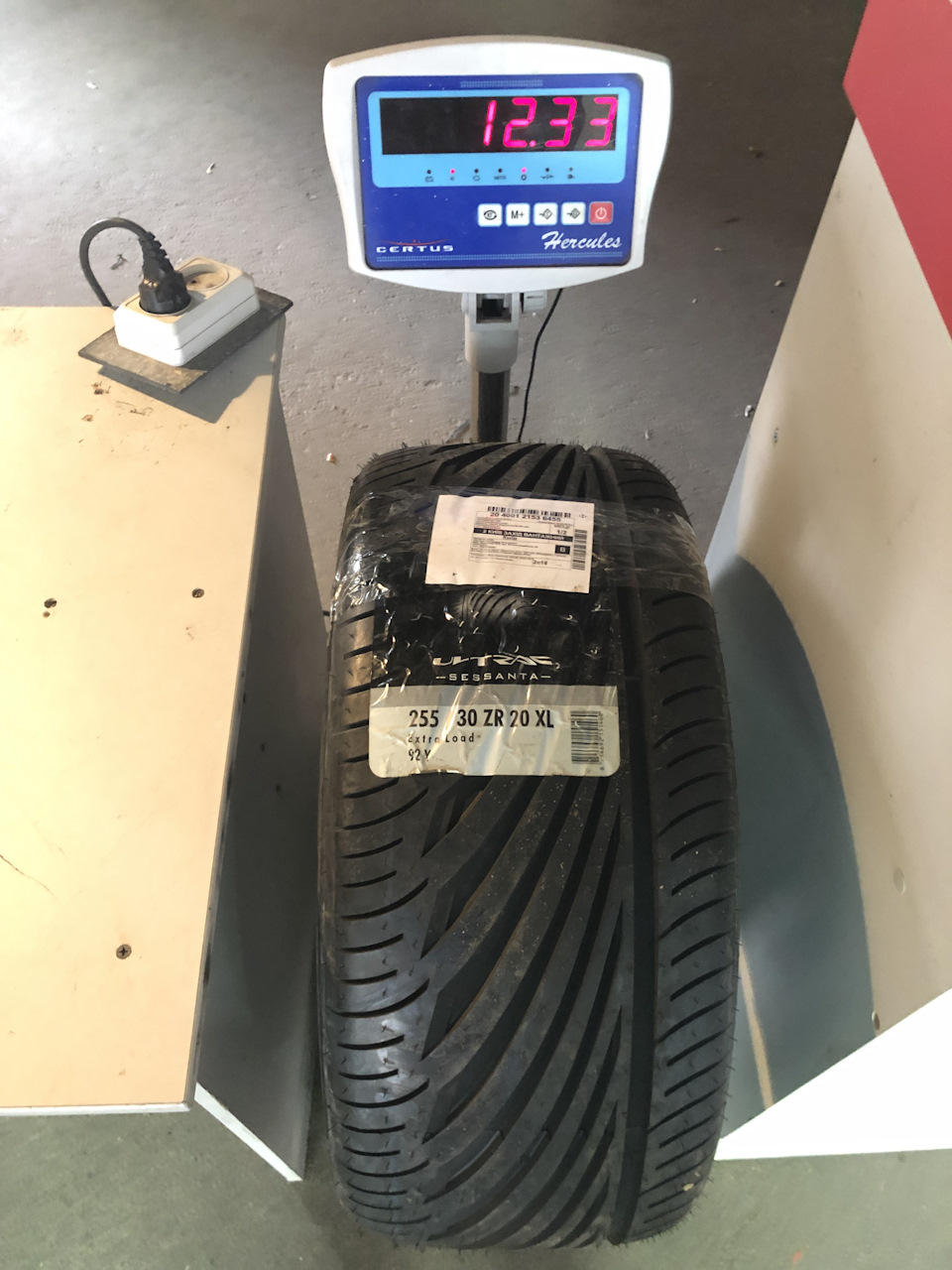 Niche invert R20 10.5j | Нове взуття в 2k19 3