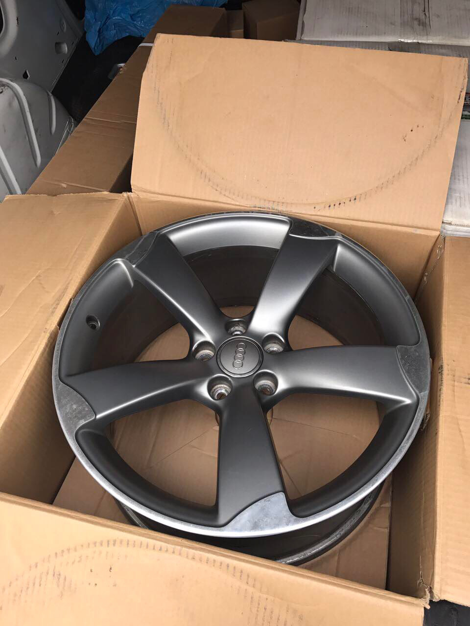Перекрас Vossen CVT у графіт + нові диски 5