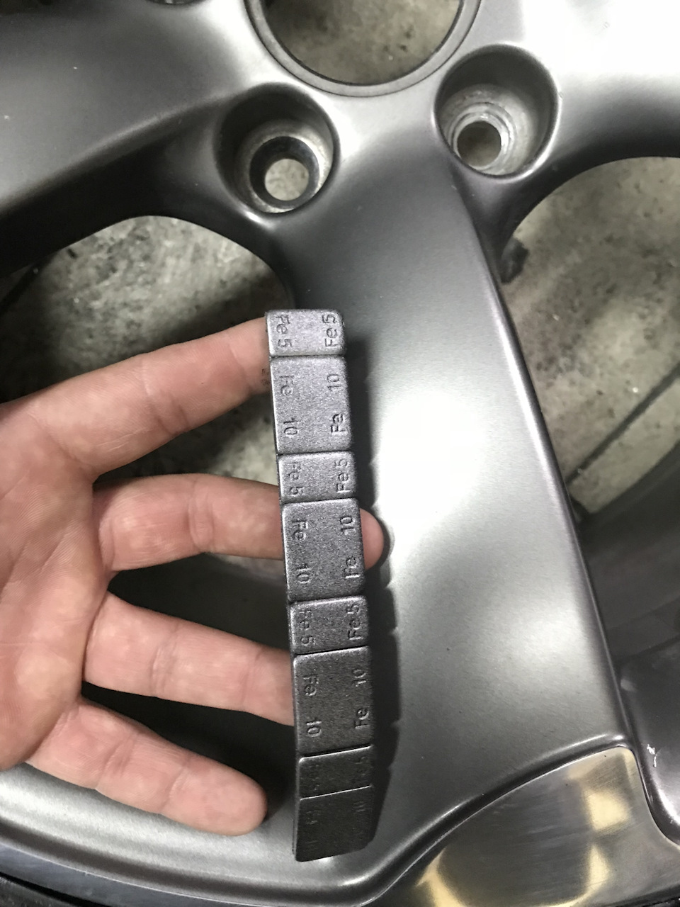 Зима на носі. Audi Rotor R19 4