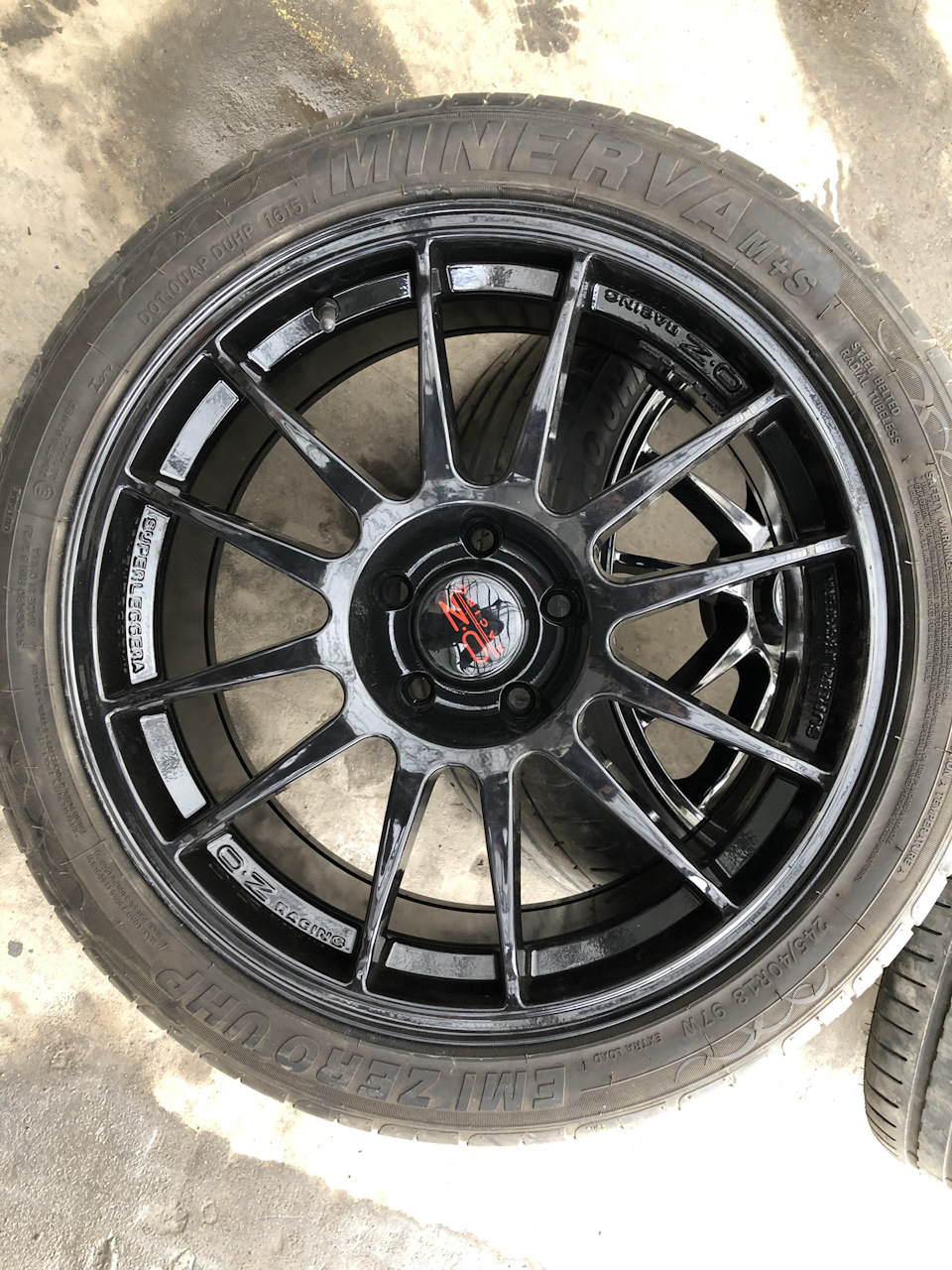Диски OZ superleggera r18 1