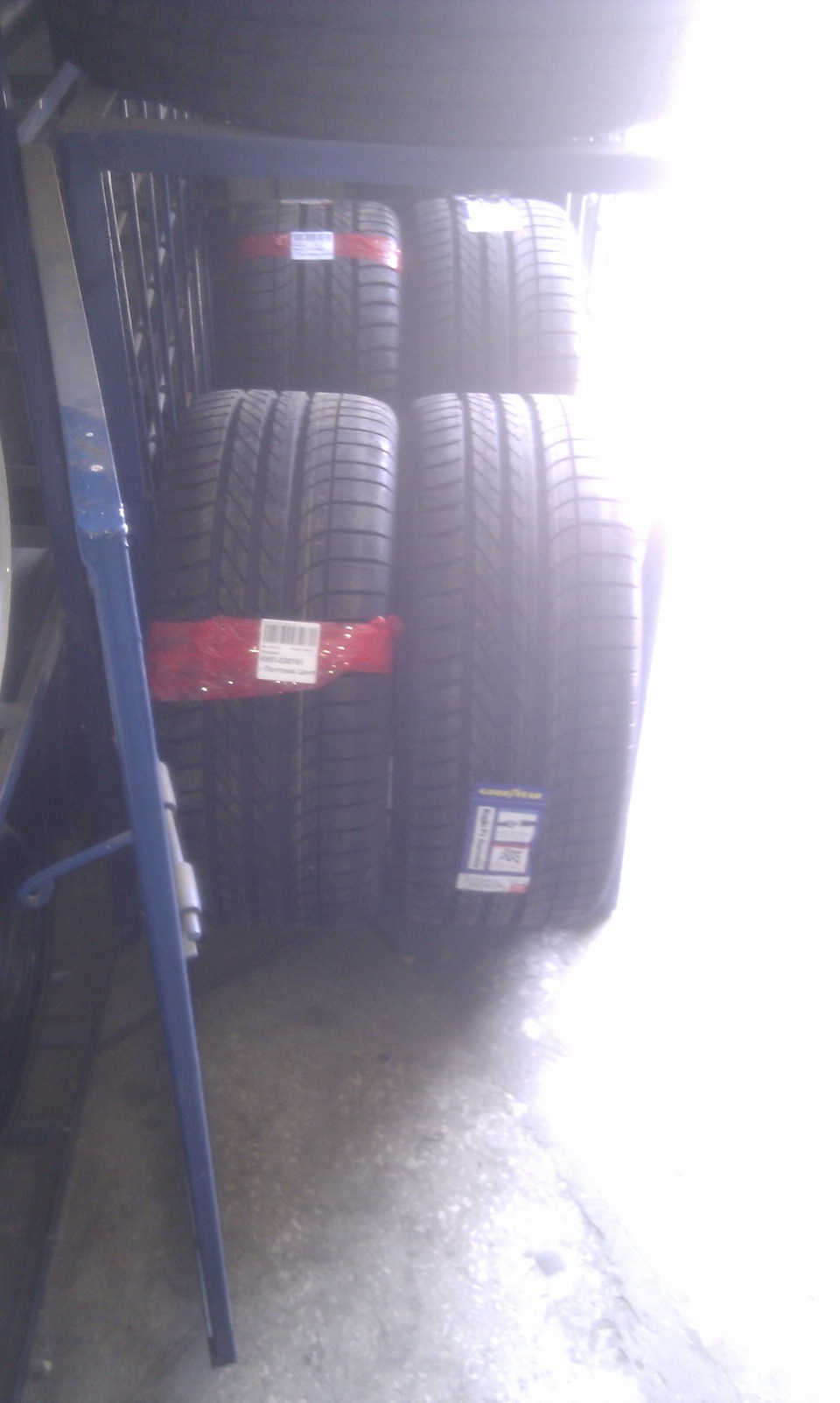 Шини Goodyear 1