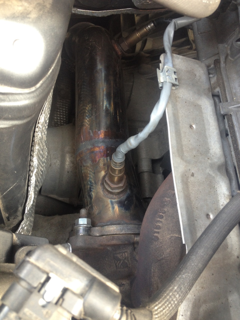 Downpipe custom-made } 2