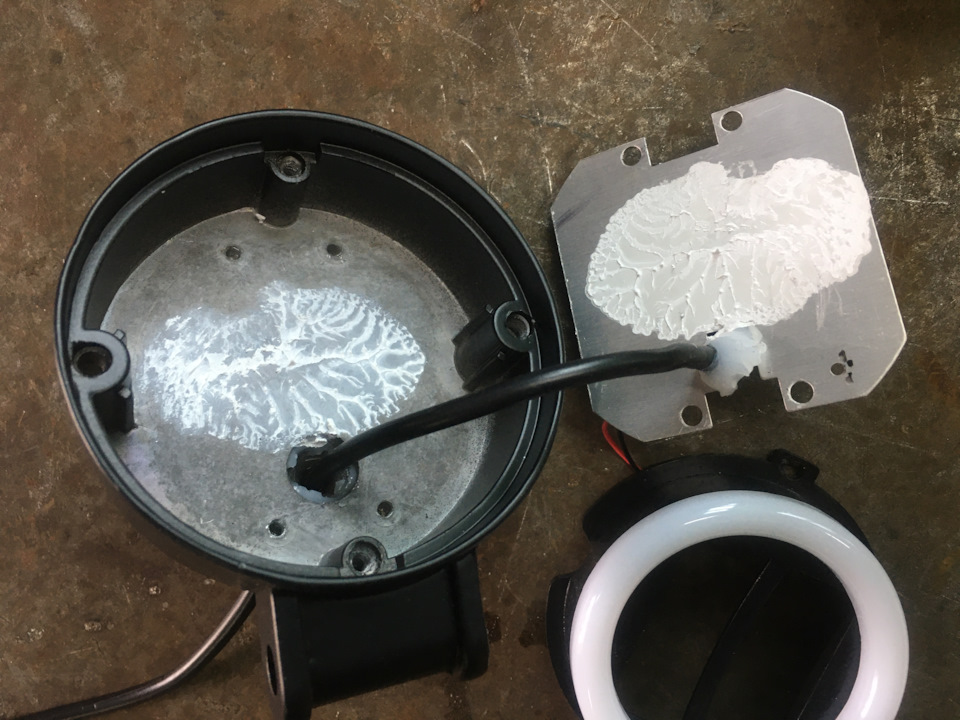 LED ПТФ у заводські корпуси 4