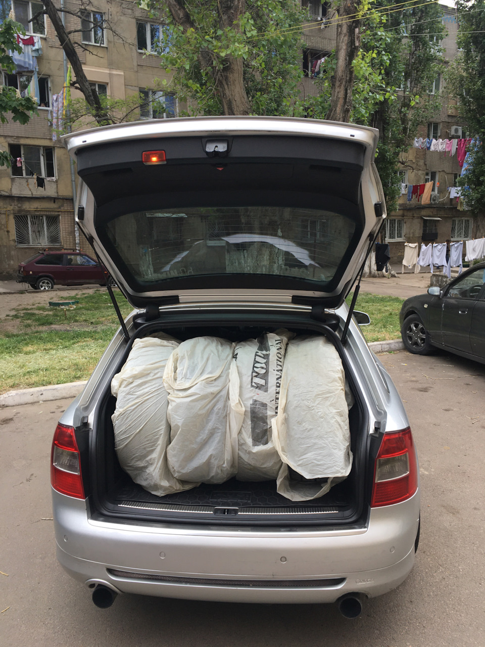 Продав Ауді 2