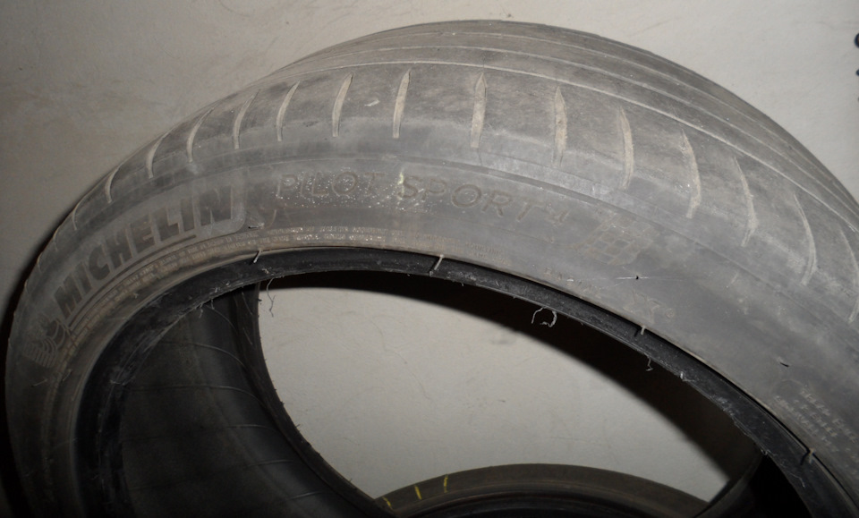 Michelin pilot sport 4 та Toyo Proxes T1R 1