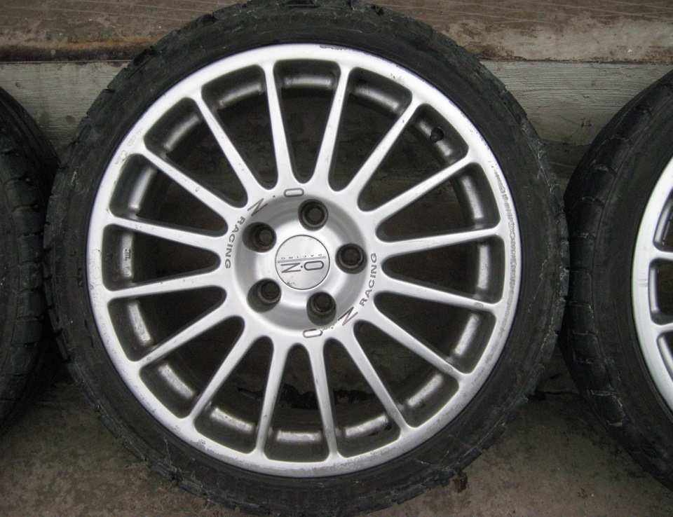 Продаю Oz Superturismo GT ET35 5x112 2