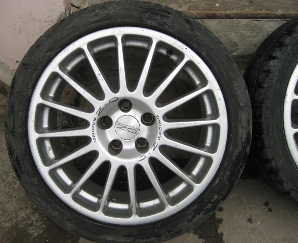 Продаю Oz Superturismo GT ET35 5x112