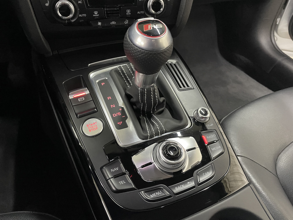 КРУЛЬ, РУЧКА КПП, ПЕДАЛІ RS5 2