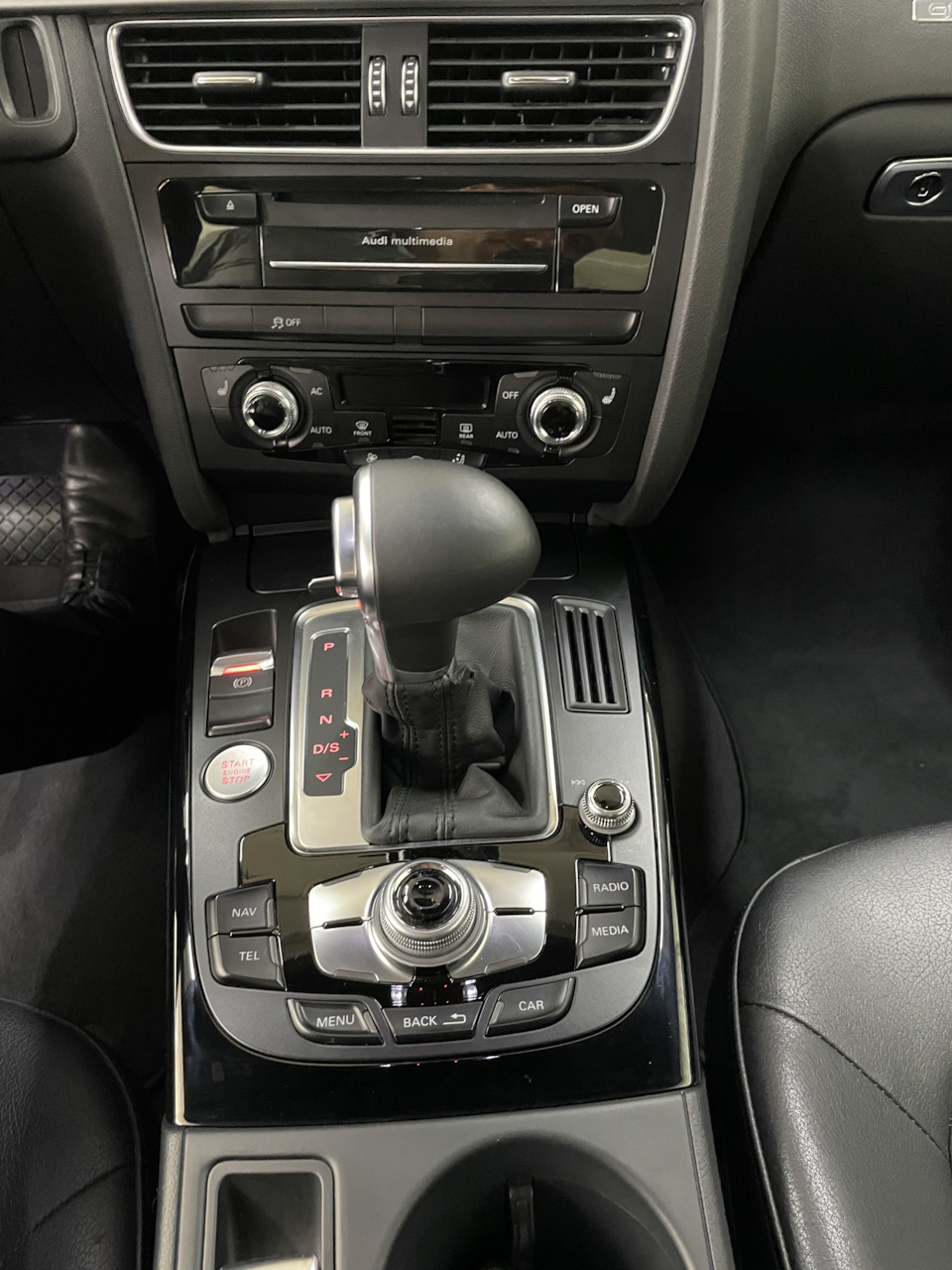 КРУЛЬ, РУЧКА КПП, ПЕДАЛІ RS5 1