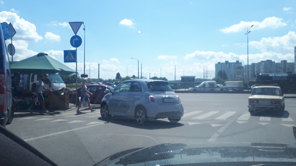 Як не треба паркуватися 2