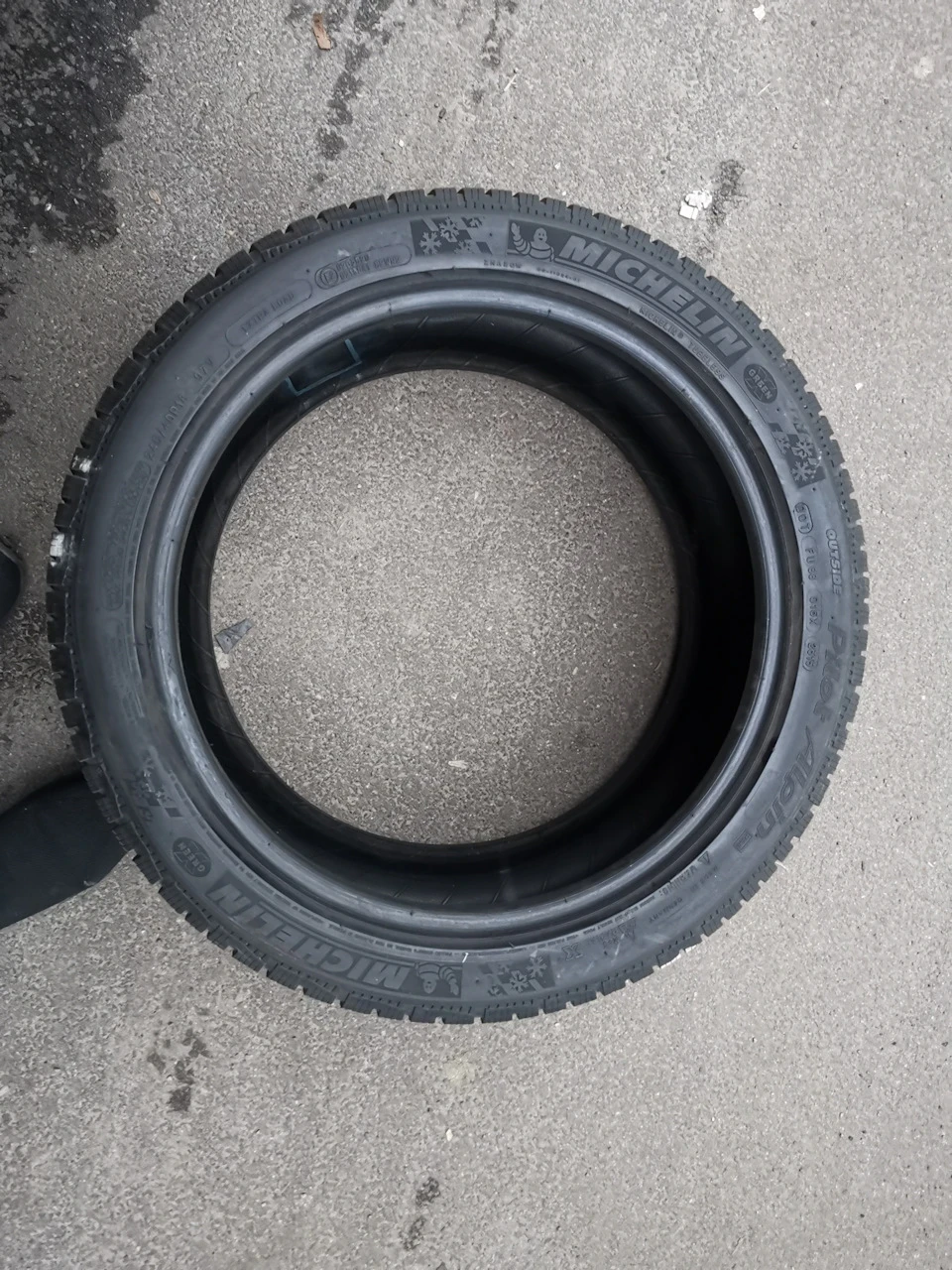 Шукаю зиму колесо michelin pilot alpin 4 245/40 r18