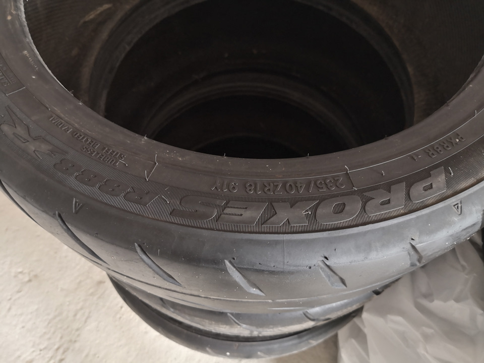 Гума на літо) Топчик Toyo r888r та Pirelli P Zero 2