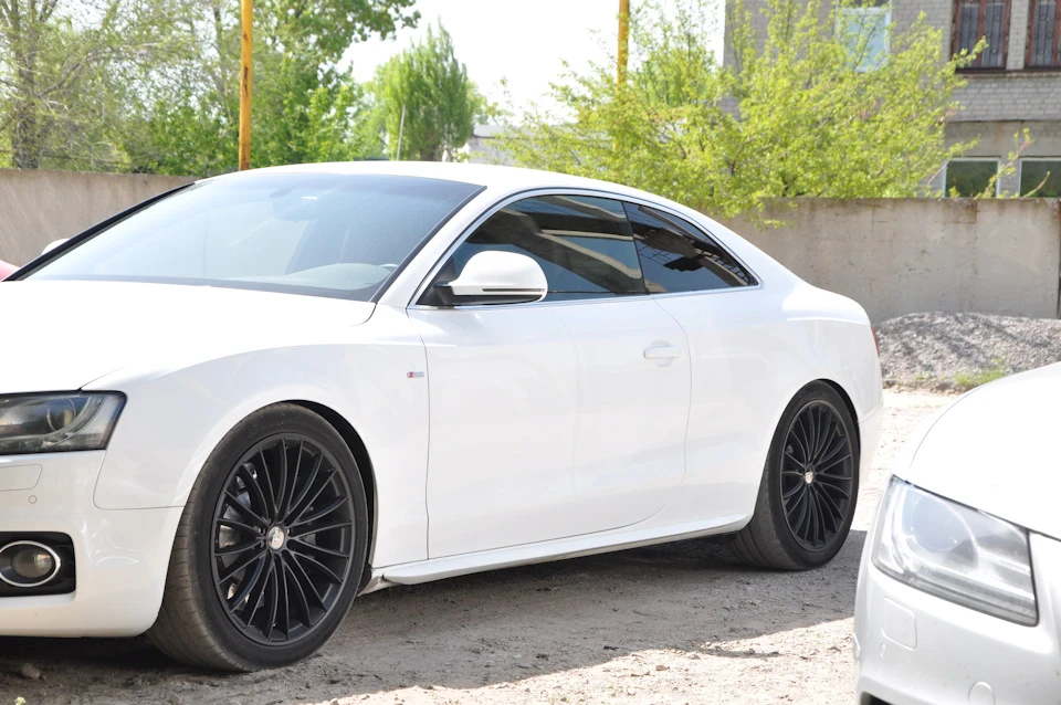 Встановив R19 Corniche Le Mans