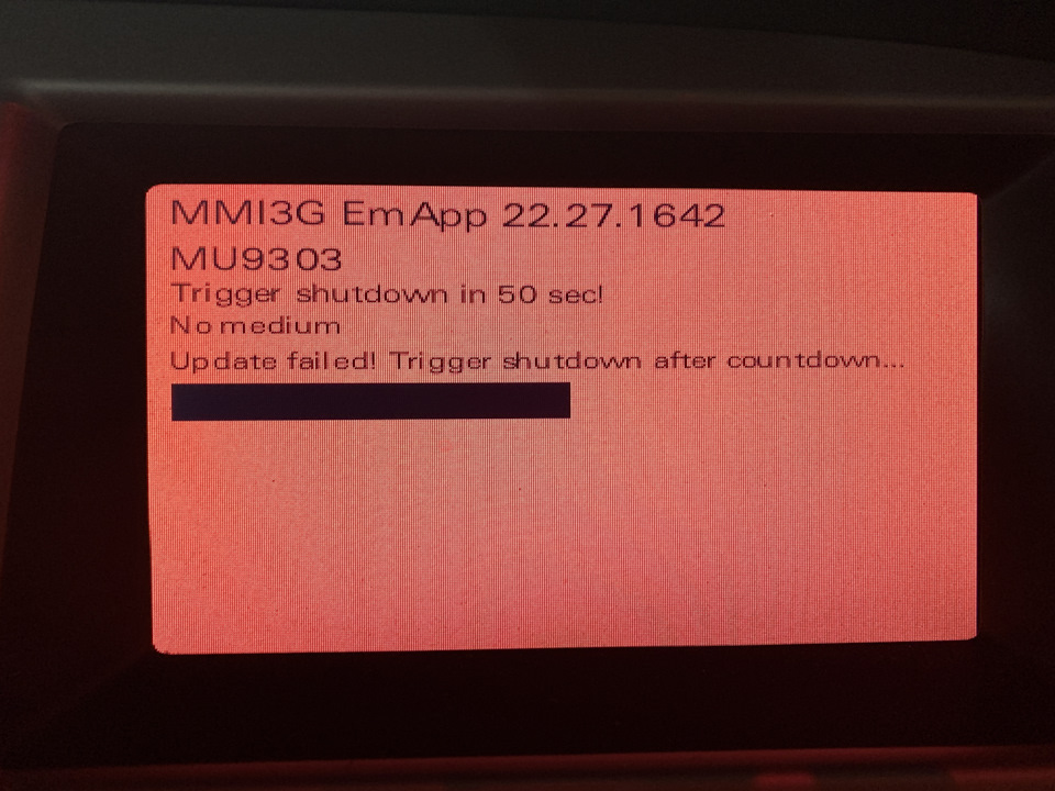 Червоний екран mmi 3g Audi A6 c6 4f 2011 1