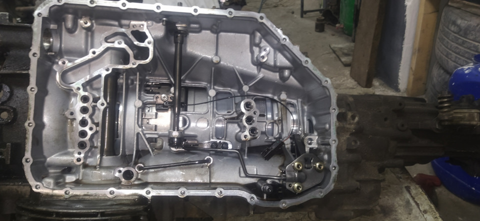 Відкриття та дефектування коробки ZF 5hp19 1