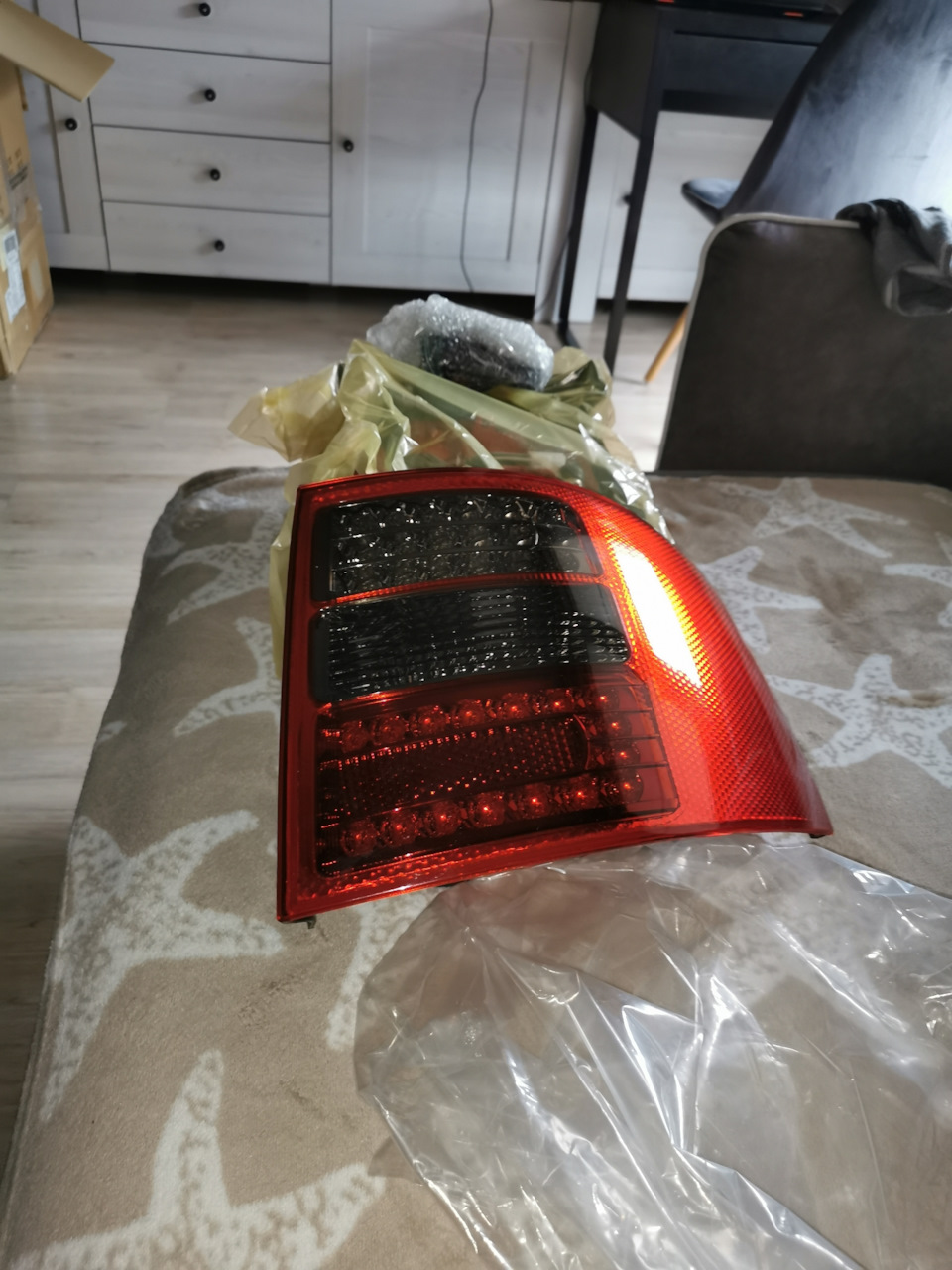 Задні стопи audi a6 c5 led redsmoke 😍 1