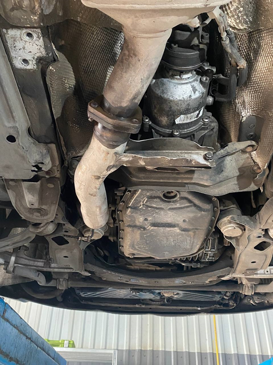 Установка Downpipe та спортивного вихлопу на дизель А6 С6 1