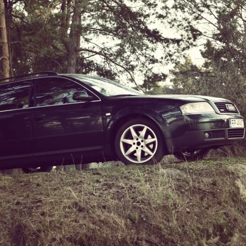 Продам оригінальні диски r17 audi