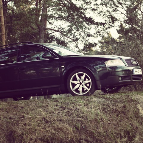 Продам оригінальні диски r17 audi 1