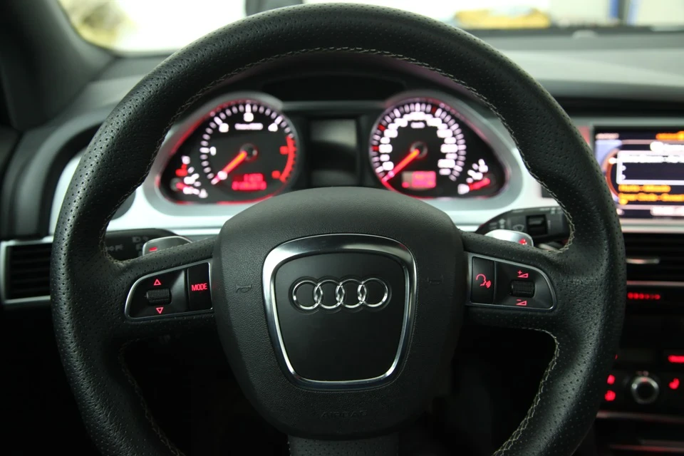 Поставив кермо від RS5