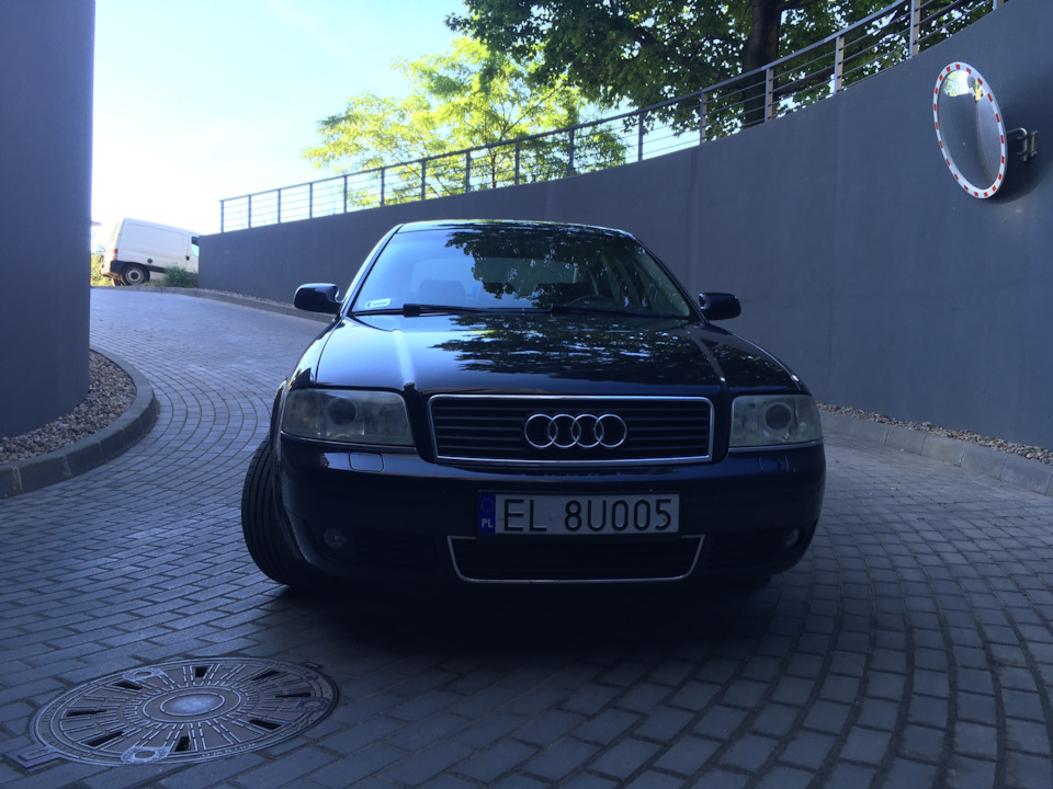 Фото сім'ї Audi 3