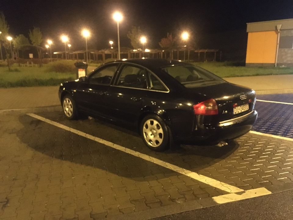 Фото сім'ї Audi 4