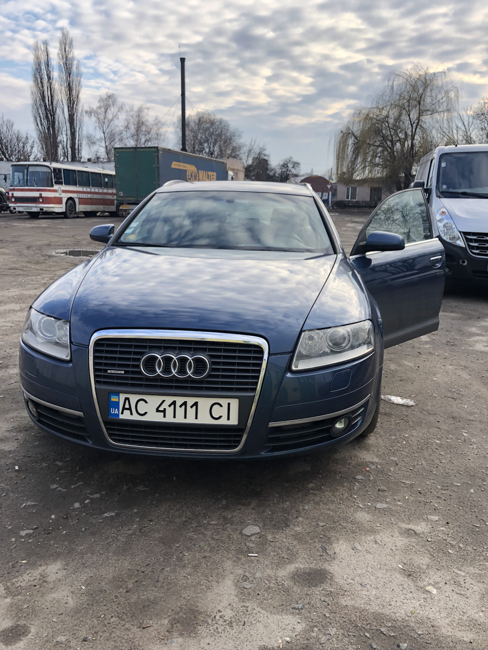Малишка отримала нове громадянство 😍 2