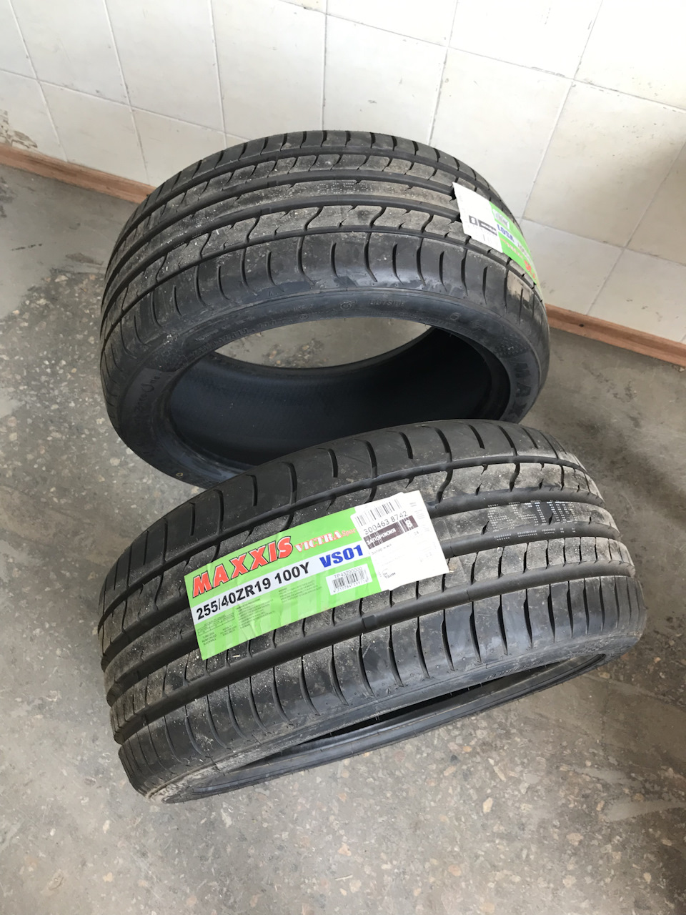 Maxxis 255/40 R19 1