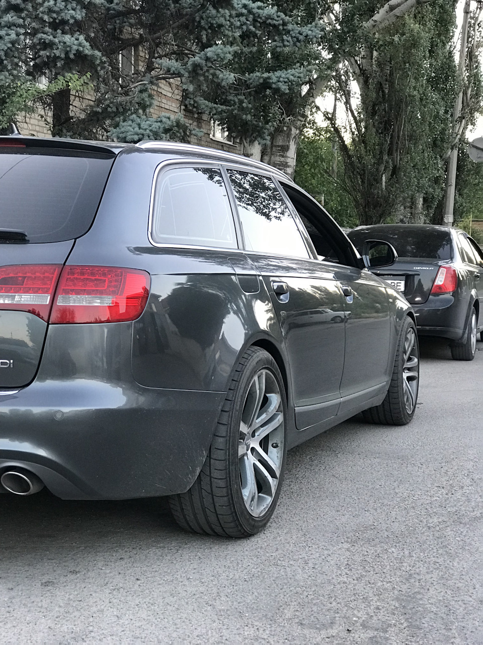 Нові тапки 19*9 та 33, 255/40 r19 1