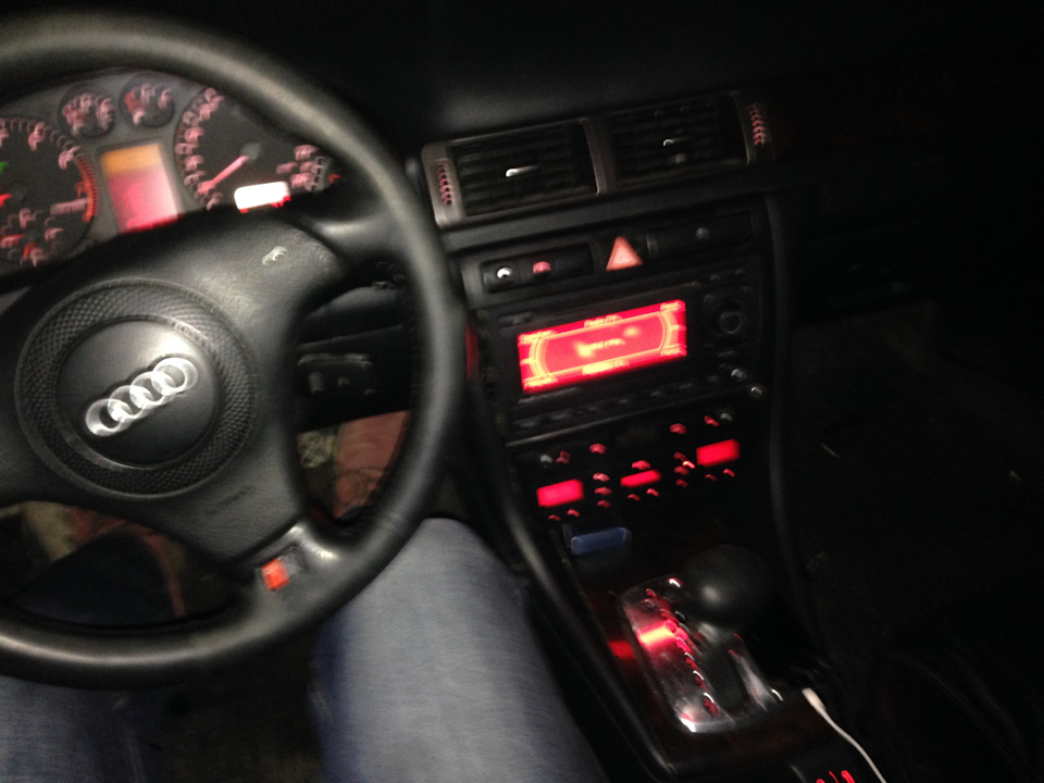 Встановлення магнітоли Audi bns 5.2 в A6 1