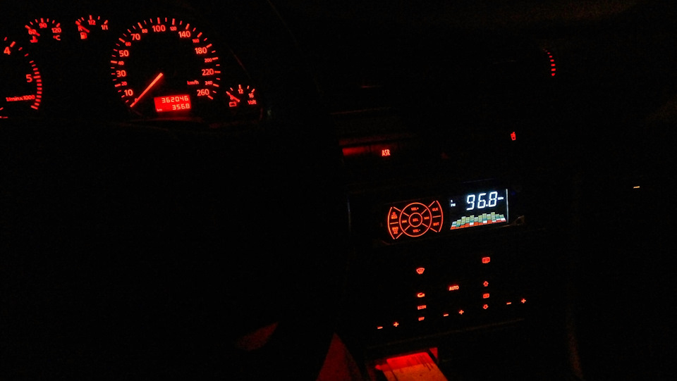 Вкинув китайську автомагнітолу - задоволений)))) 3