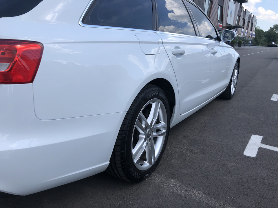 Автомобіль продано 4
