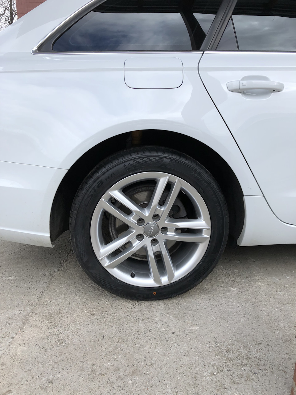 Літні лижі: Диски Audi r18 та гума Kumho 245/45 4