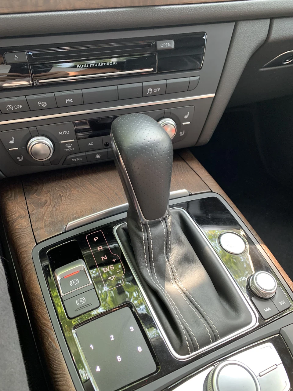 Селектор АКПП від рестайлінгу Audi A6 C7