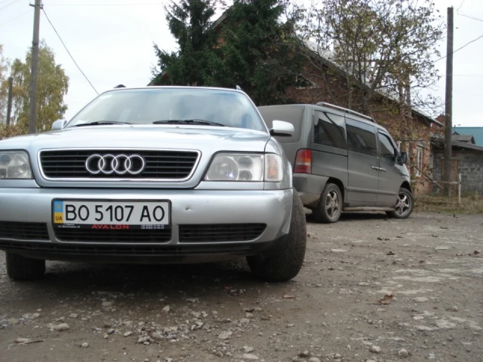 Mercedes Vito проти Audi A6 avant
