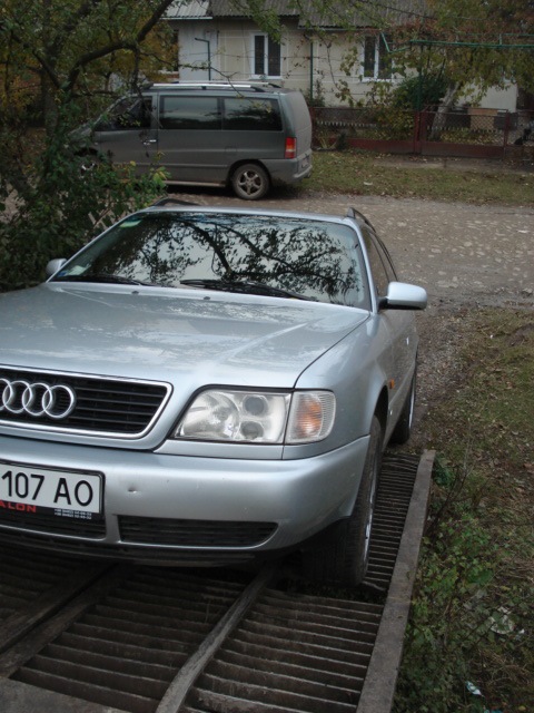 Mercedes Vito проти Audi A6 avant 4