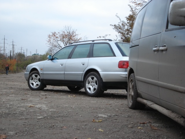 Mercedes Vito проти Audi A6 avant 2