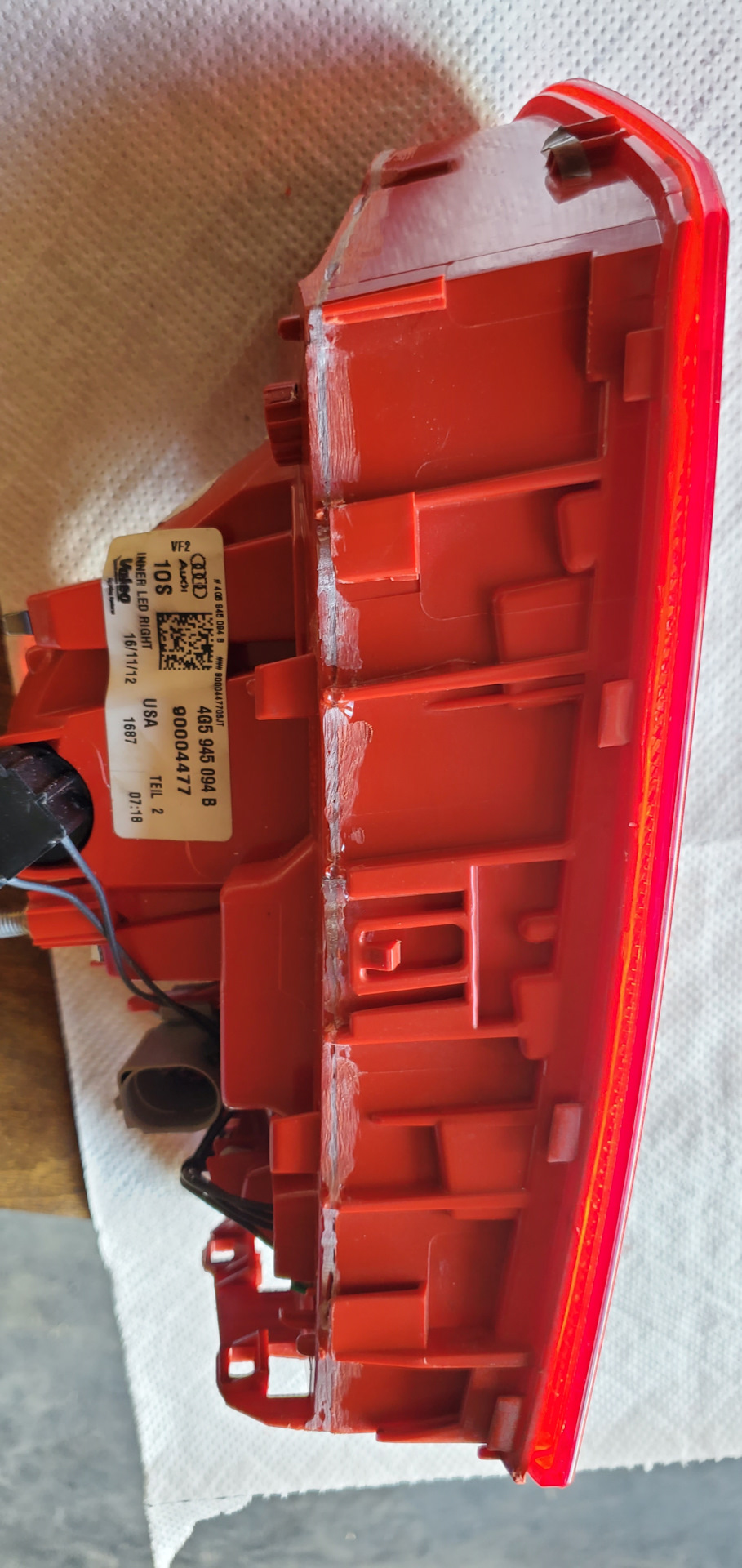 Ремонт заднього ліхтаря своїми силами 3