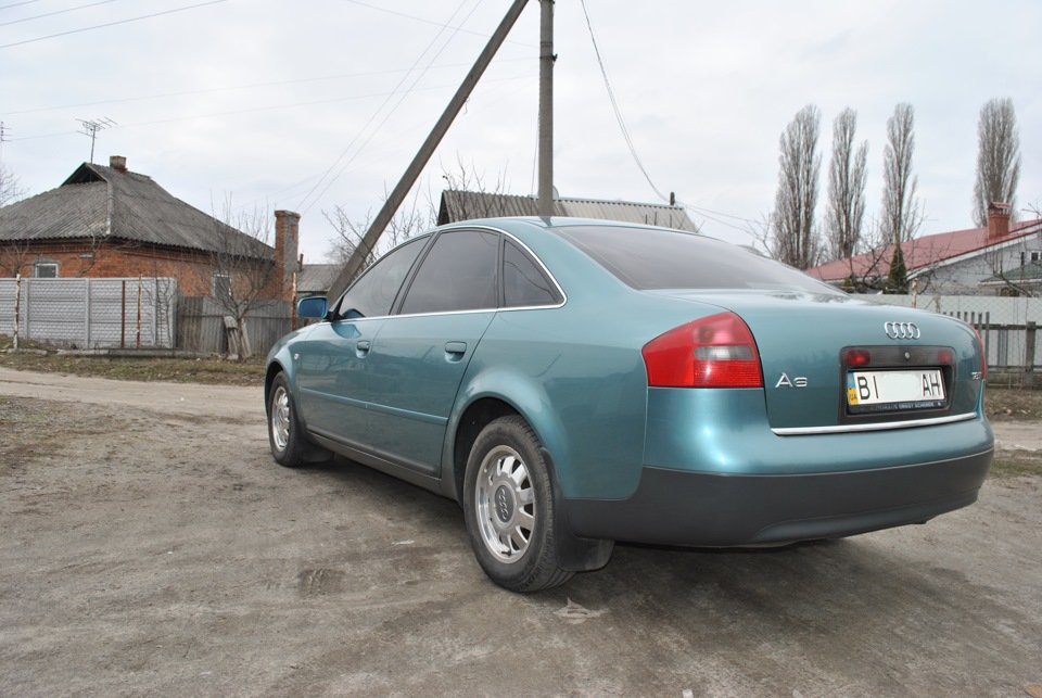 Продам AUDI A6 4
