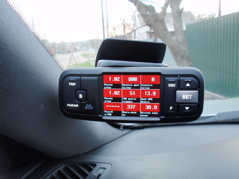 Установил на автомобиль бортовой компьютер Multitronics VC731 4