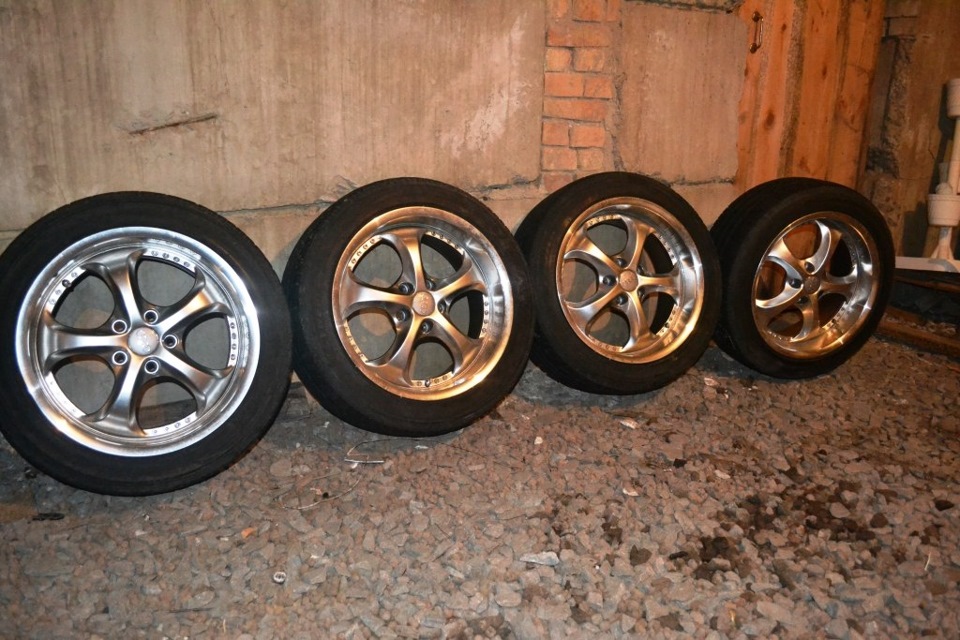ПРОДАМ Колеса 4