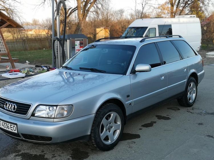 Просте фото Audi s4 5