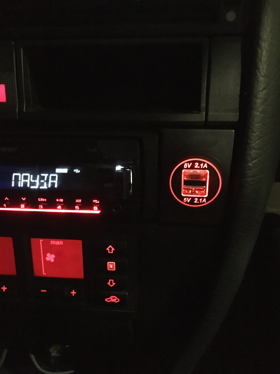 USB порт замість прикурювача 2