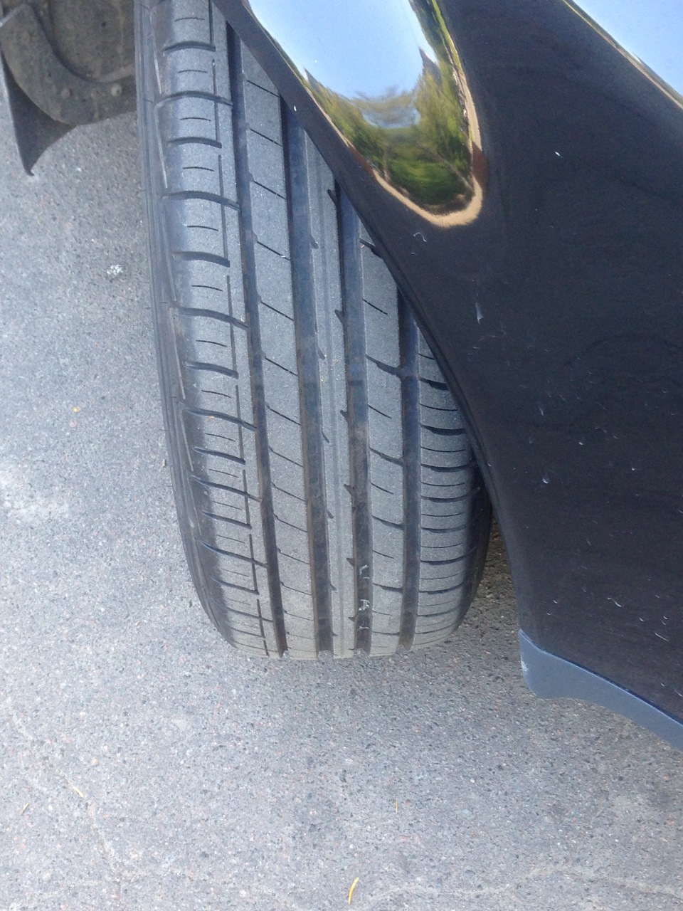 Falken ZE-914 215/60 R16 4
