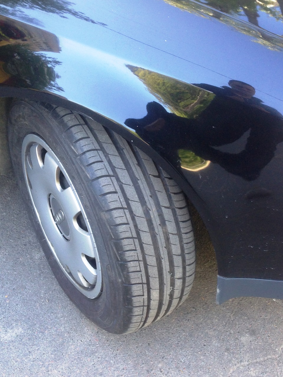Falken ZE-914 215/60 R16 5