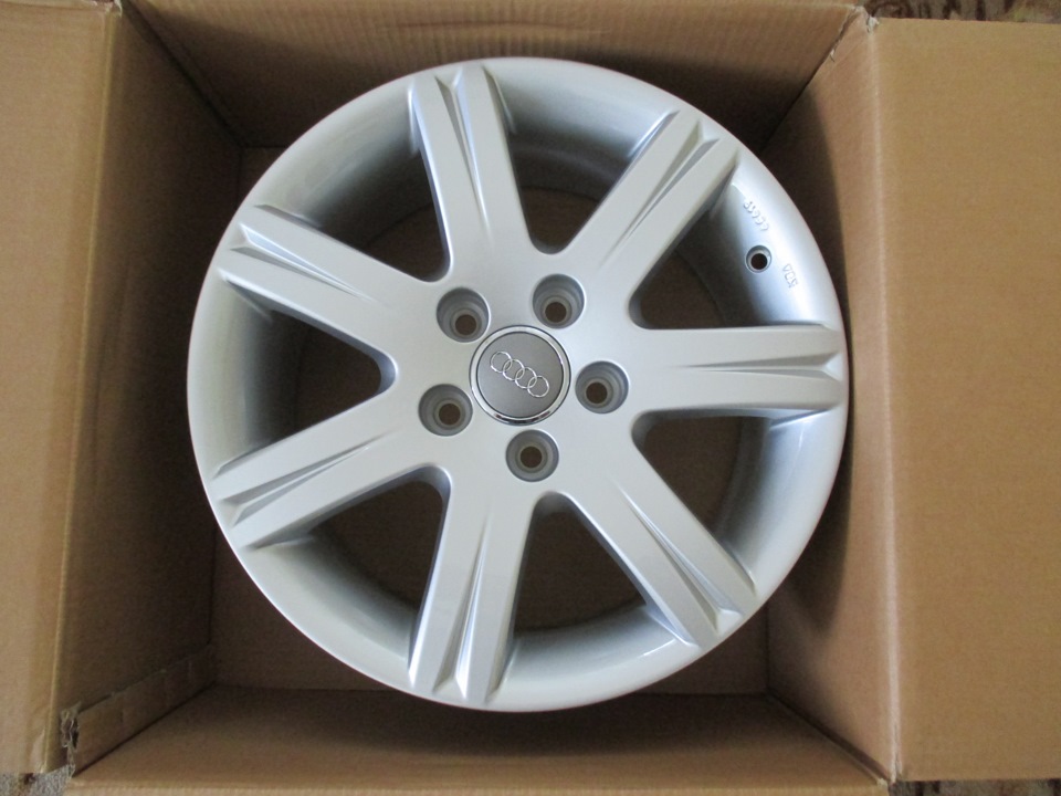 Продам диски на A4, A6, A8, Q5, Skoda Octavia, Superb, VW Passat 1