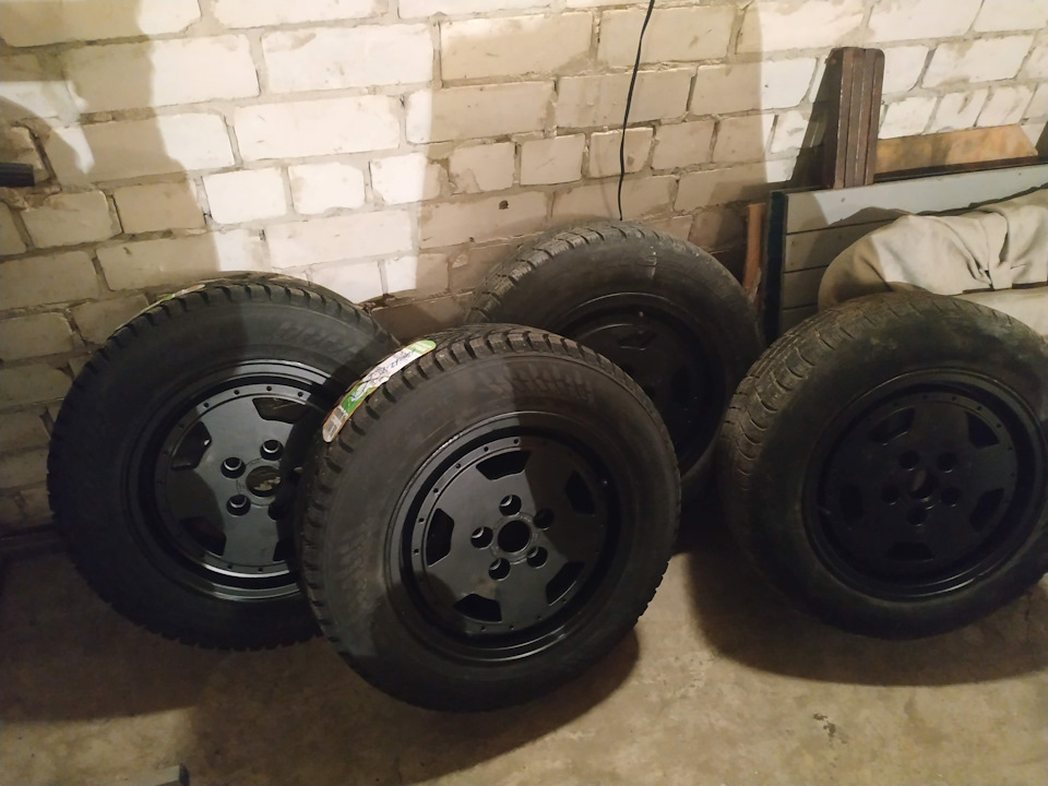 Зима вже близько...Nokian Hakkapeliitta 9 5
