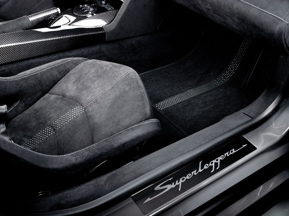 Продам тканину ALCANTARA® 2